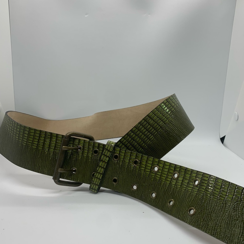 80’s 90’s Bright Green Crocodile Print Asymmetrical Belt - Picture 5 of 9